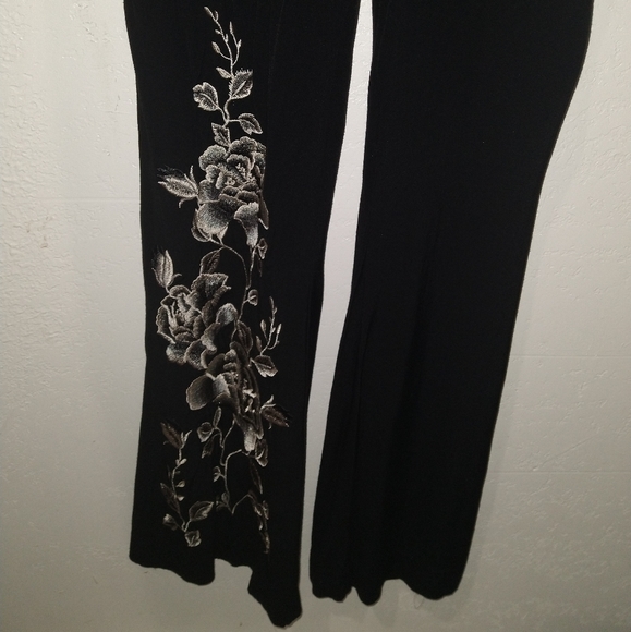 ANTHRO' HD IN PARIS Tal Embroidered Leg Jumpsuit - Picture 8 of 10